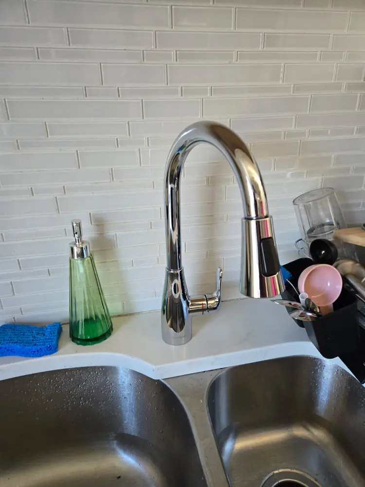 New chrome pull-down kitchen faucet